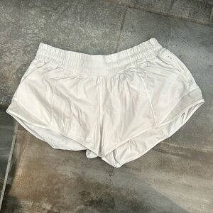 Lululemon Hotty Hot Shorts, Color: White, Size: 4, 2.5 inch lined
